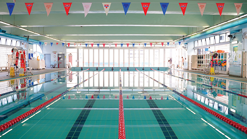 swimming-pool